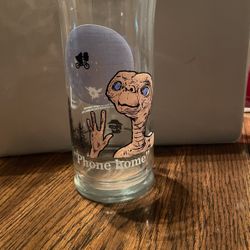ET “Phone Home” 