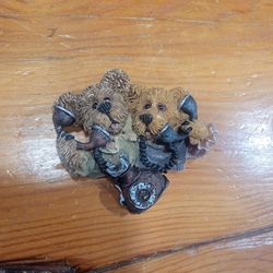 Vintage 1997 Boyds Bears Brooch ~ Telephone, 2", Estate Costume Jewelry