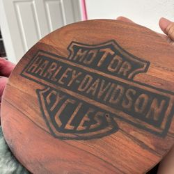 Harley Davidson Table 