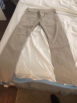 Levi Jean 32 x 32 513