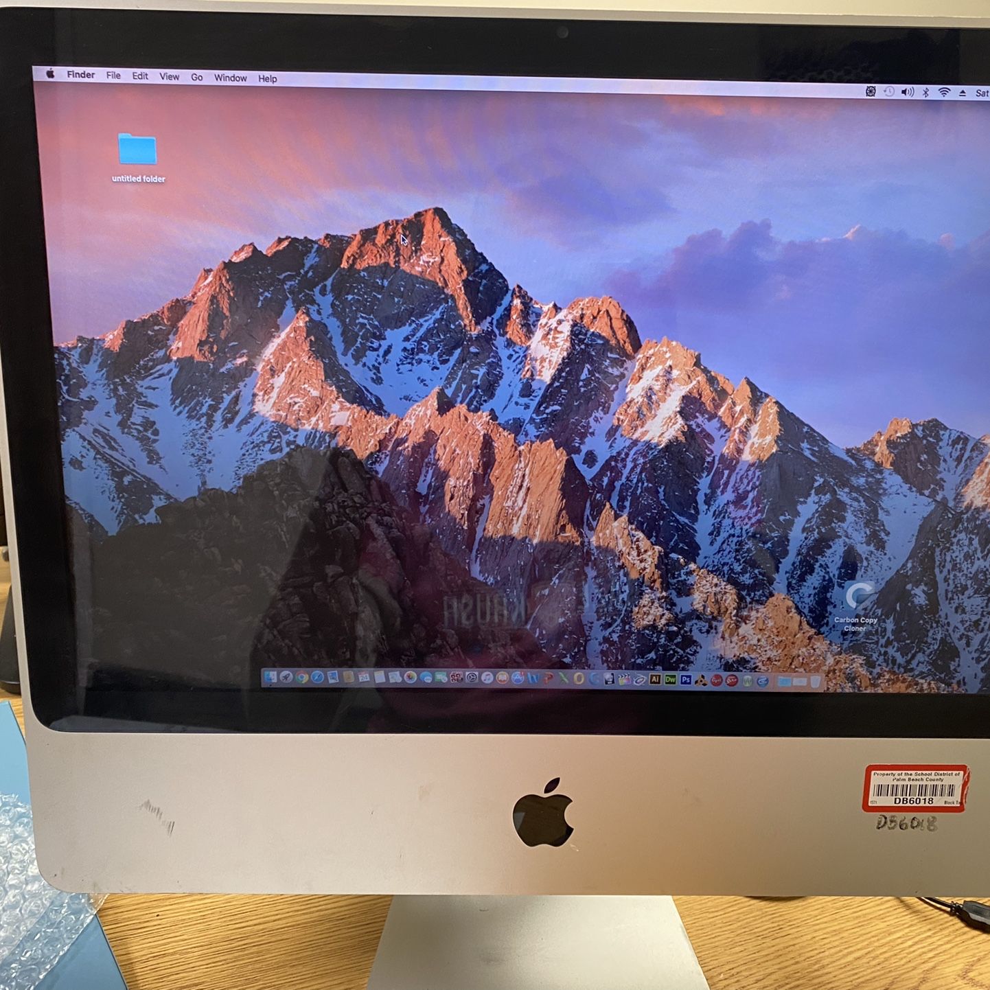 Apple iMac (20-inch, Early 2008) 2.4 GHz Intel Core 2 Duo 2 GB Ram 