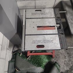 Skilsaw Table Saw