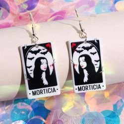 Spooky Earrings ❤️ $5