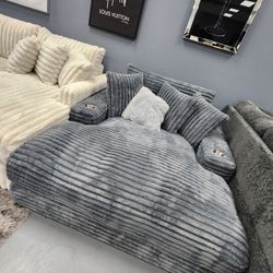 Lounge Wide Chaise Sectional Cup Holders USB