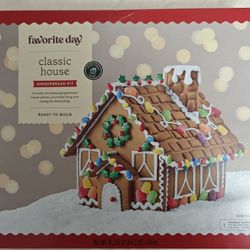 Gingerbread House Kit
