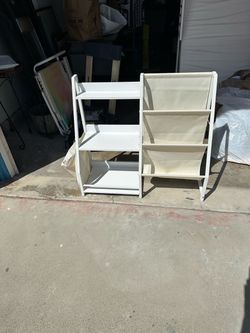 Baby bookshelf