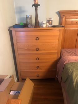 5-Drawer Wooden Chest Dresser