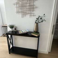 Entryway table