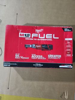 Milwaukee M12 Fuel Ratchet kit