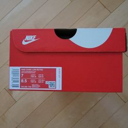 Nike Dunk Low Maize. Size 7 Men's. DS