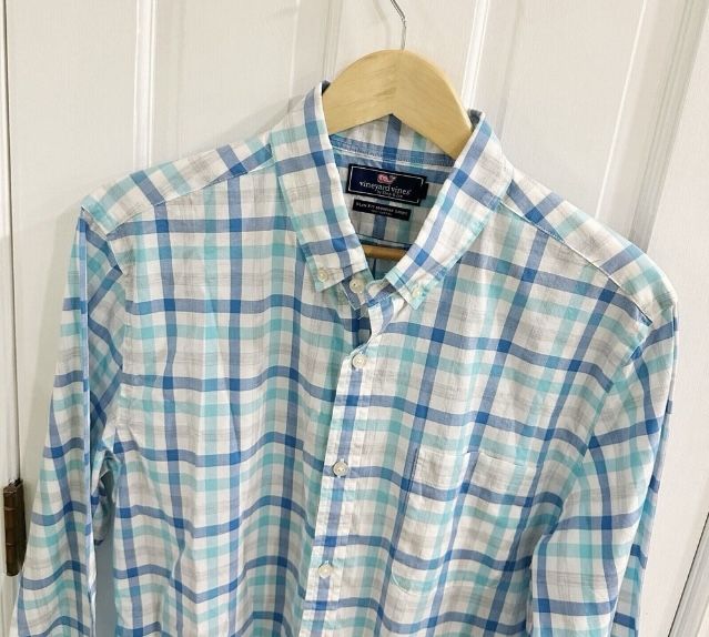 Men’s Vineyard Vines Shirt - Sz. Medium