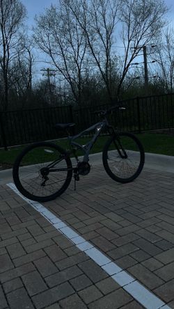 I want to sell my bike because I want to buy another one or I want to change my bike for another one just tell me