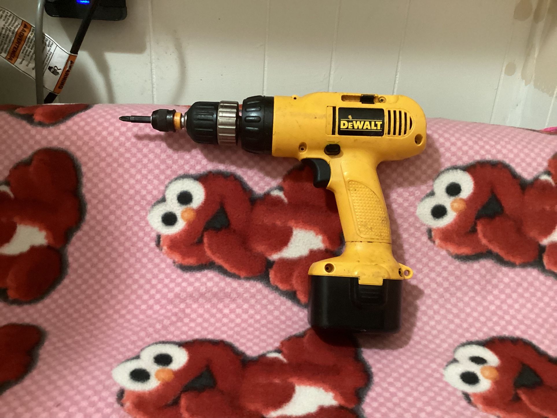 DeWalt Impact Drill No Charging Station