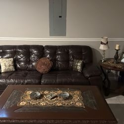 Leather Set With Coffee Table And Tow Sides 