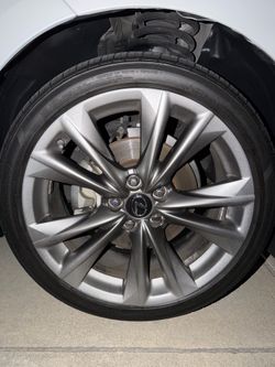 2019–2024 Lexus ES 350 F SPORT OEM 19” Wheels