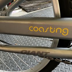 Women’s Coasting Bike $150.Ridge