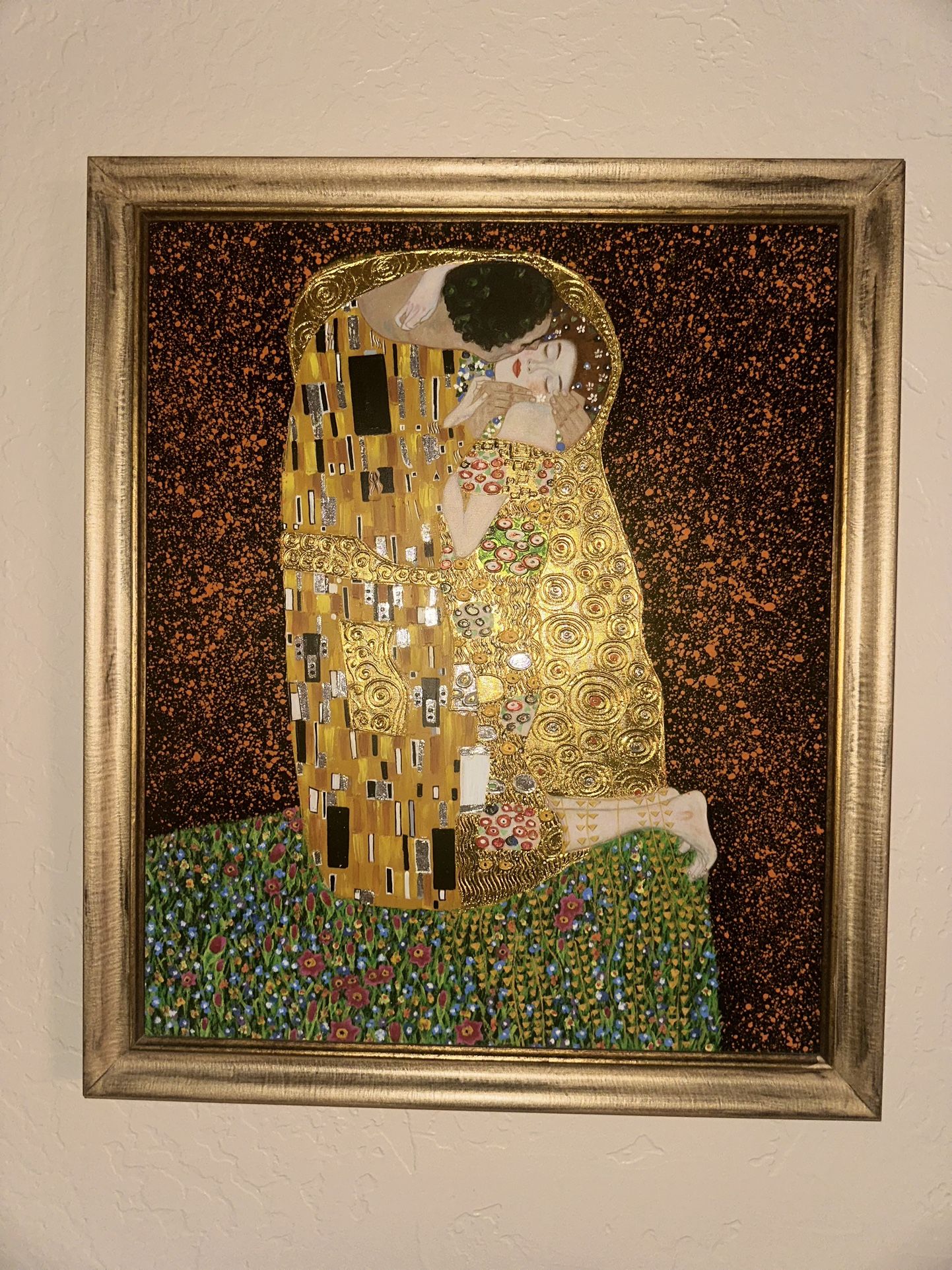Framed Artwork – “The Kiss” by Gustav Klimt