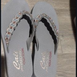 CALI  RHINESTONE FLIP-FLOPS