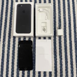 iPhone 7, 128 GB (Black)