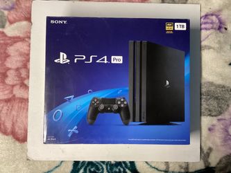Sony PlayStation 4 Pro 1TB Jet Black CUH-7215B *UNOPENED*
