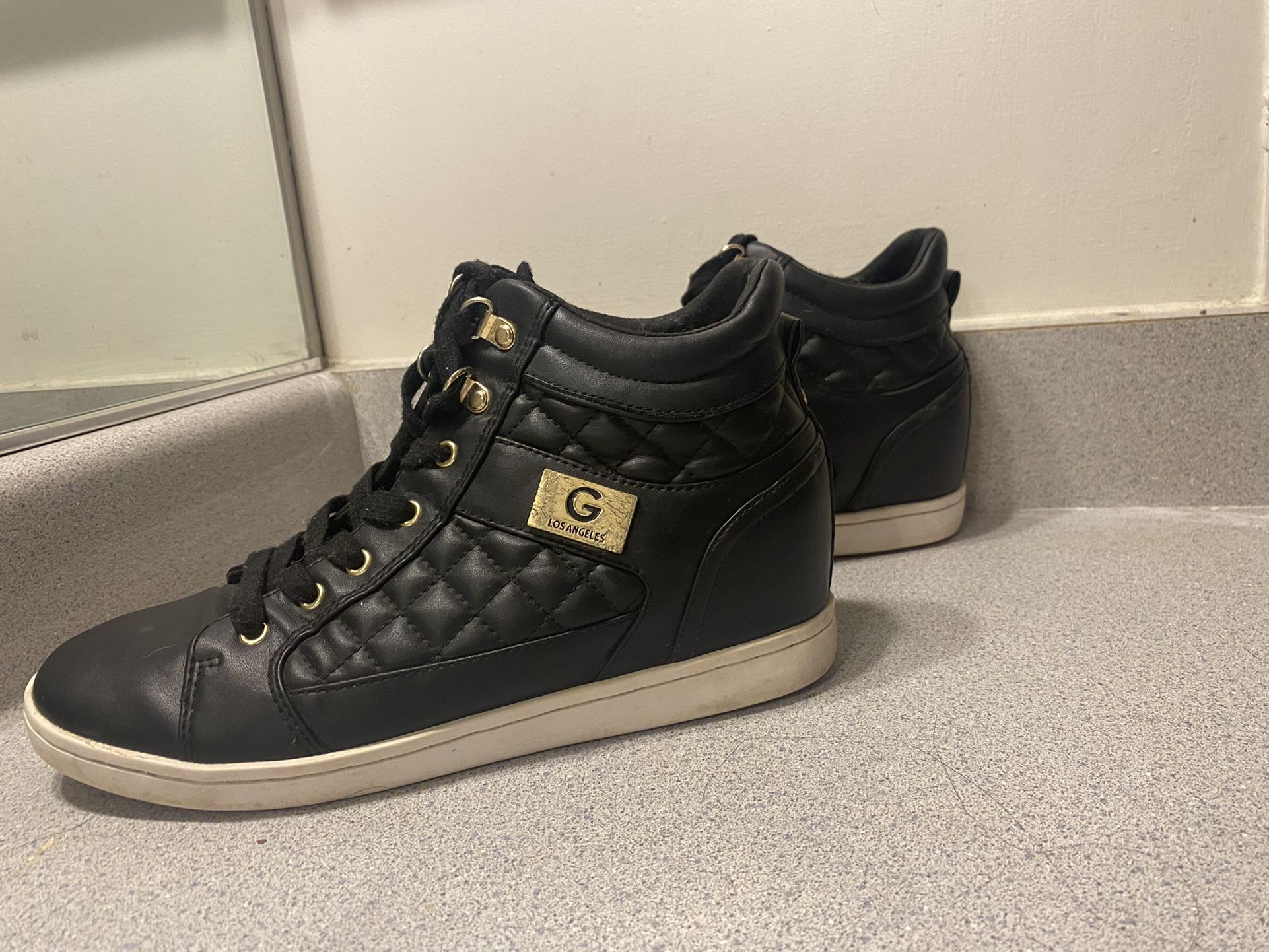 G- Los angeles, wedged shoes, Fairly used but clean and well kept