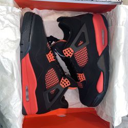 Jordan 4 Red Thunders