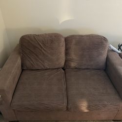 Free Love Seat