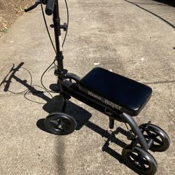 Knee Rover