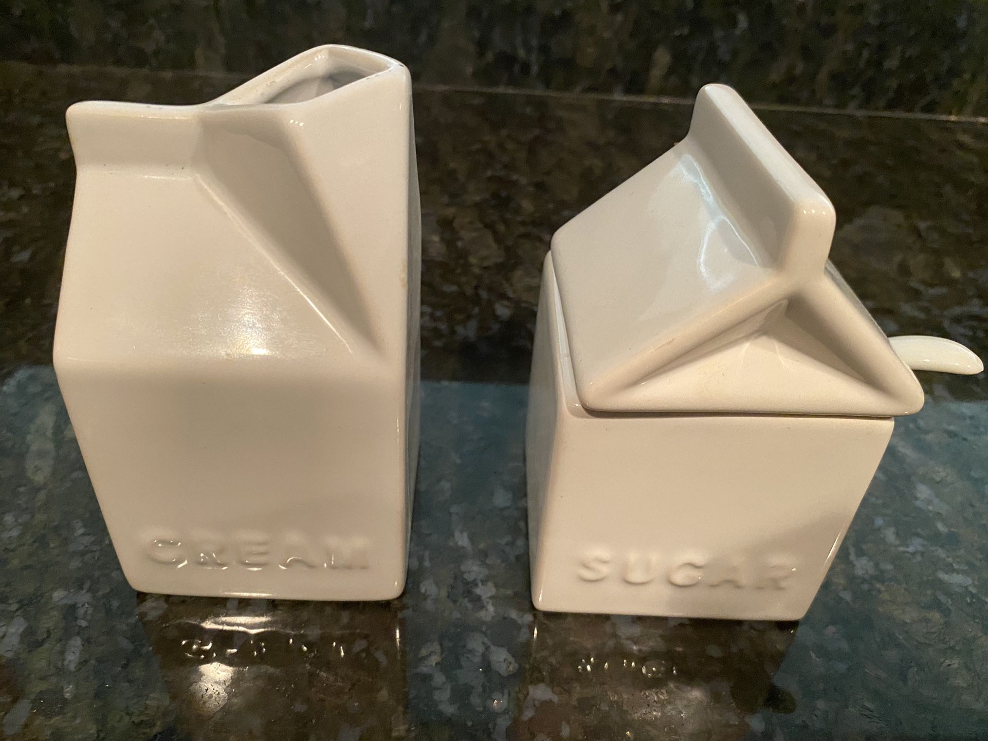 Stoneware Ceramic Suger, Creamer Set With Spoon