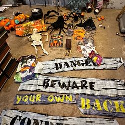 Halloween Decorations Set