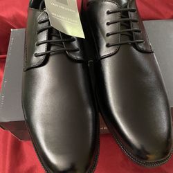 Men shoes size 12