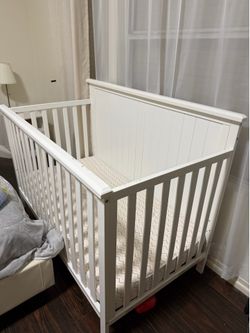 Baby crib