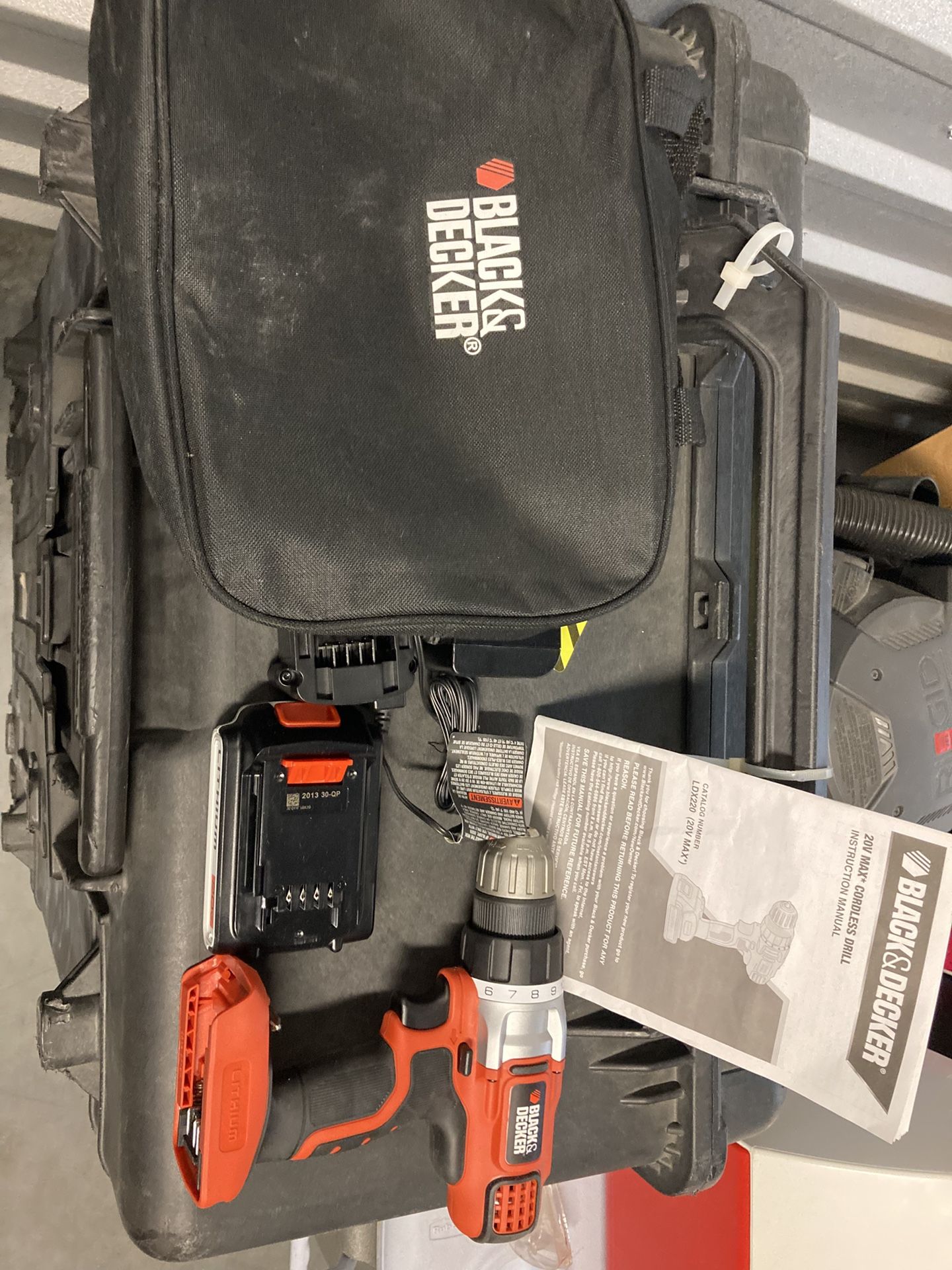 Black & Decker Cordless Drill