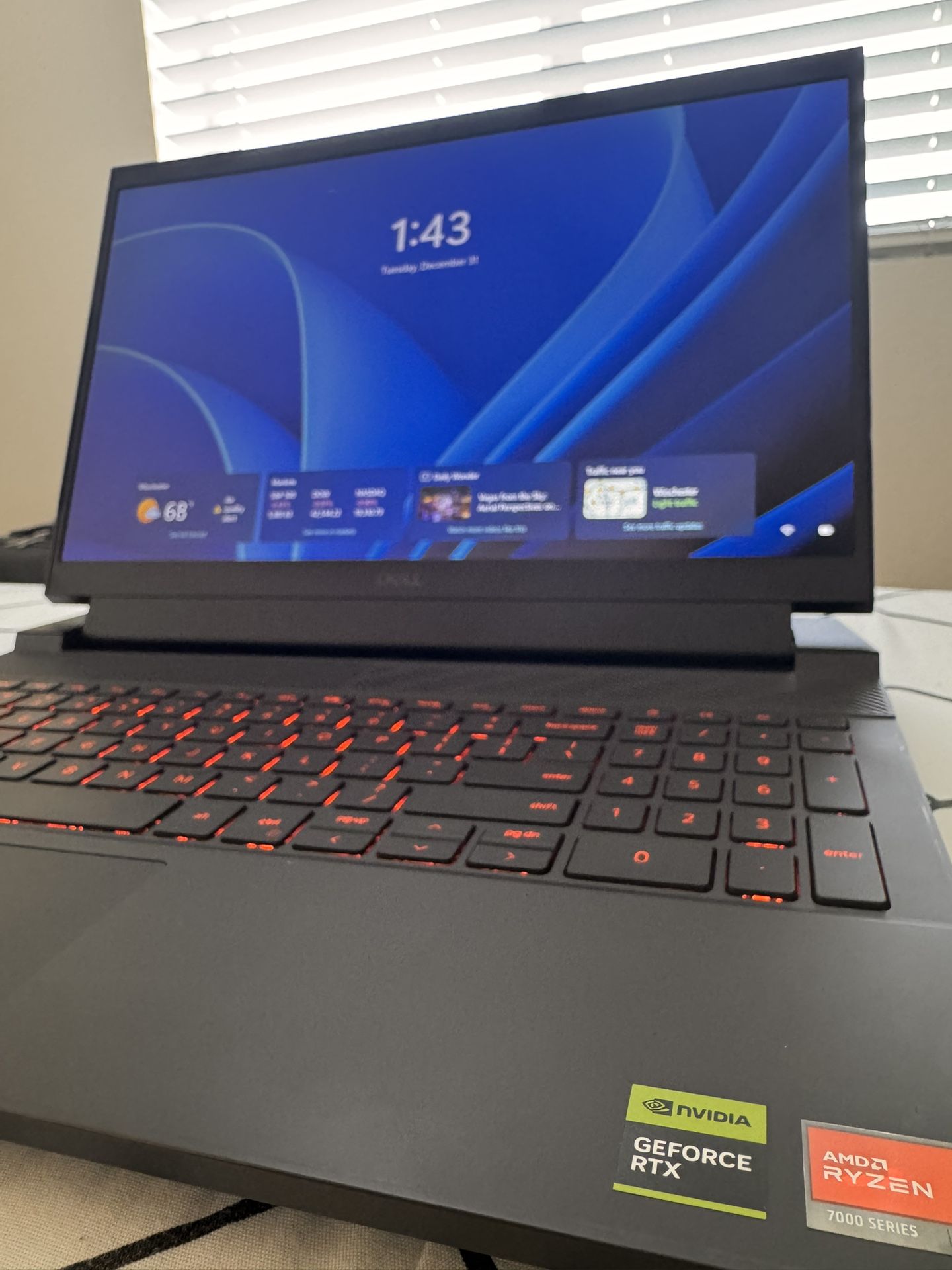 Dell G15 Gaming Laptop PC, 15” 120Hz, 1TB m.2 SSD, AMD Ryzen 7640HS, 16GB DDR5, Nvidia RTX 3050