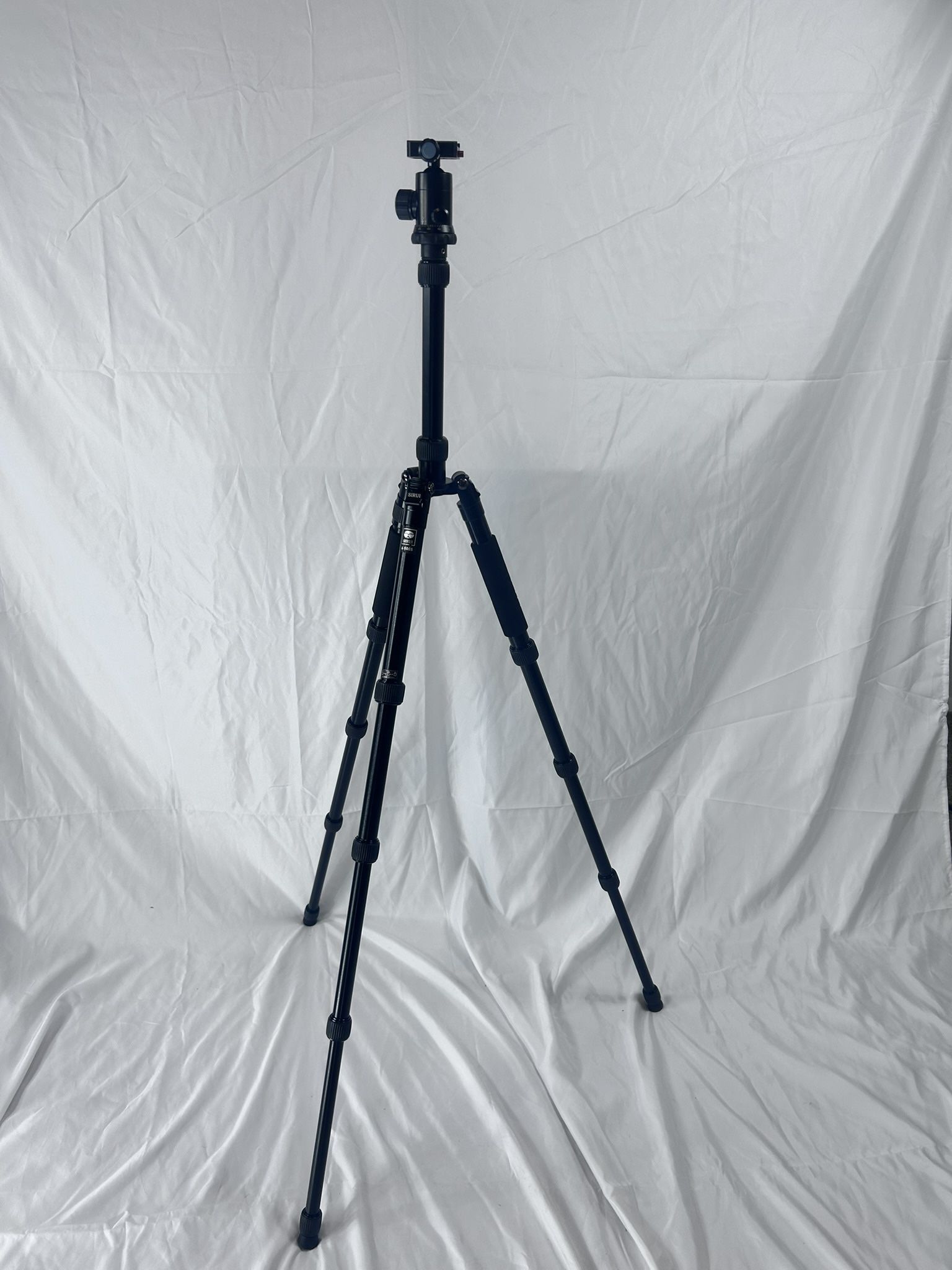 Extendable Tripod By Sirui