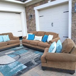 Brown 3 piece Couch Set