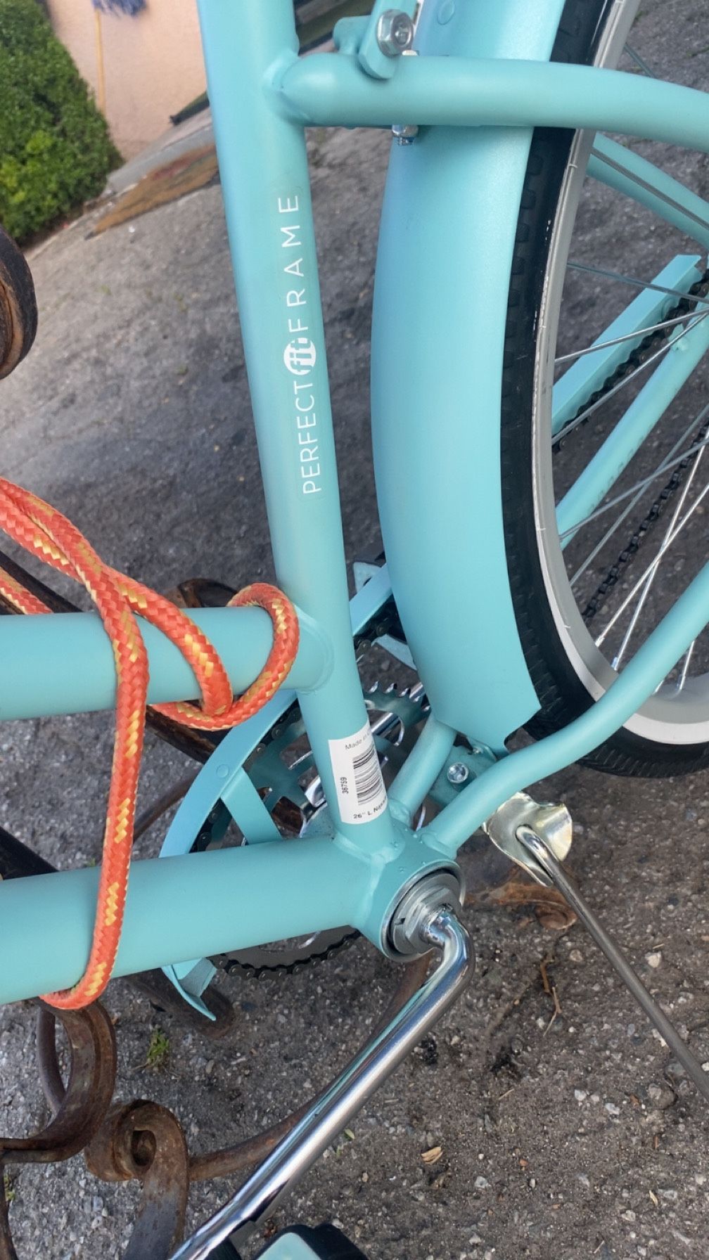 Huffy “26 Ladies Nassau (perfect Fit Frame)