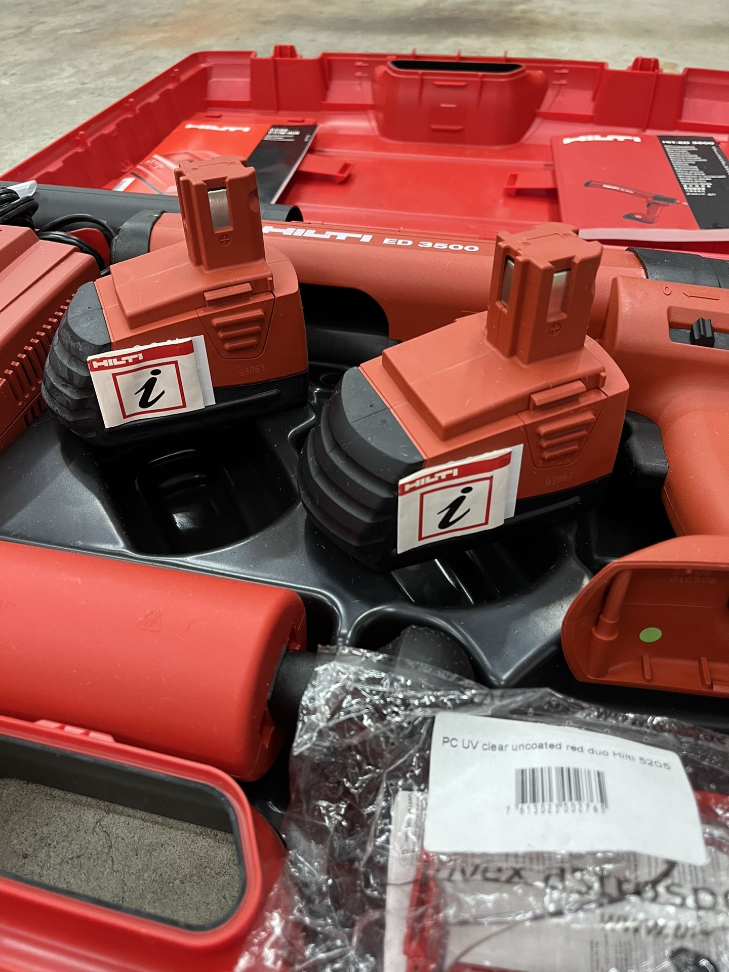 Hilti ED 3500 Cordless Adhesive Epoxy Gun Set, Gun, 2 Batteries