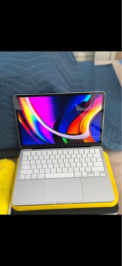 MacBook Neo 512gb + Fingerprint reader