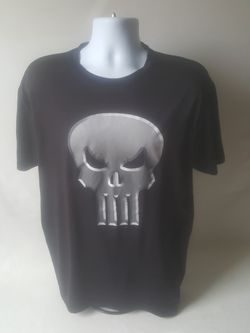 Marvel The Punisher men's black polyester cool dri short sleeve t-shirt size L.