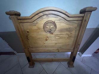 Preowned Twin Size Sturdy Real Wood Headboard + Footboard set Western