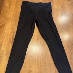 Woman’s new with tags members, Mark every day perforated leggings shipping available