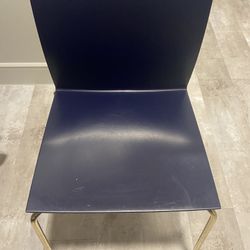 Blue sturdy chair with chrome finish metal legs