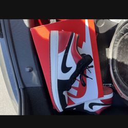 Jordan 1