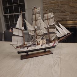 Us Coast Guard USCG CUTTER EAGLE REPLICA MODEL SHIP