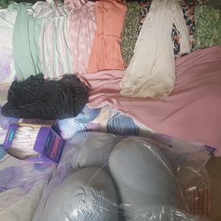 Pregnancy / maternity bundle of dresses and tops sizes M and L, pregnancy pillow bundle
