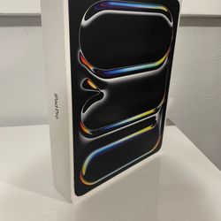 IPAD PRO 13 inch  M5 chip 256GB wifi+Cellular New Sealed box 1000$ firm price