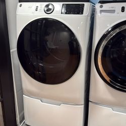 GE - Washer/Dryer Laundry Pedestal with Storage Drawer