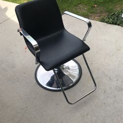 Hair Styling Chair