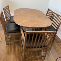 Nice Mid-century Dining Room Table And 5 Chairs